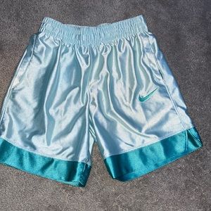 NIKE BASKETBALL SHORTS🏀 - LARGE IN KIDS - brand new - teal - Nike DriFit